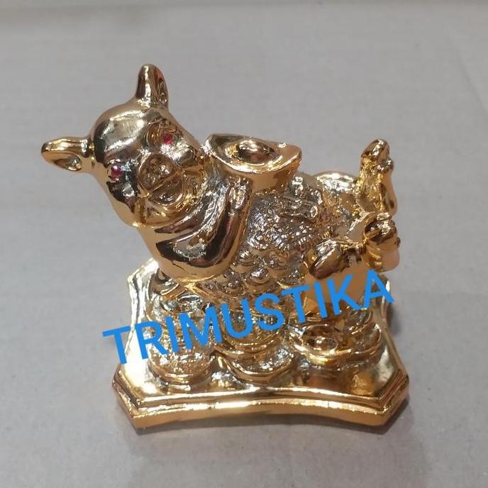 Patung Shio Babi Emas Fiber