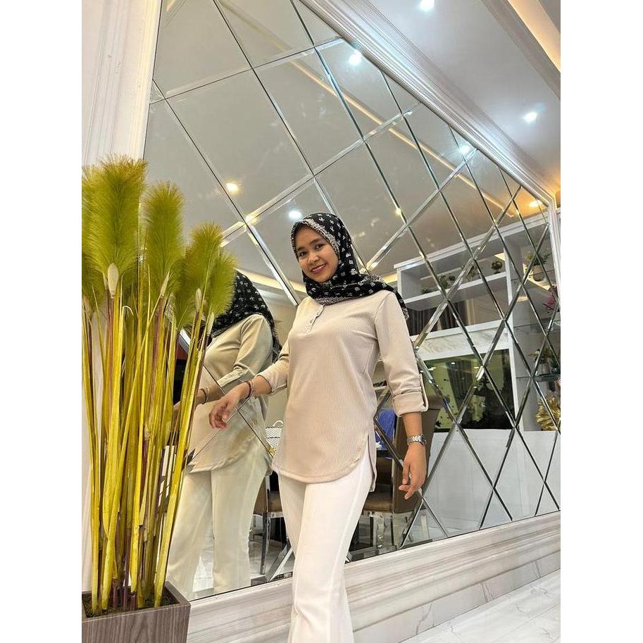 {Busui Nayla Blouse} Kaos Atasan Busui Fenomenal Lengan Panjang Kaos Polos
