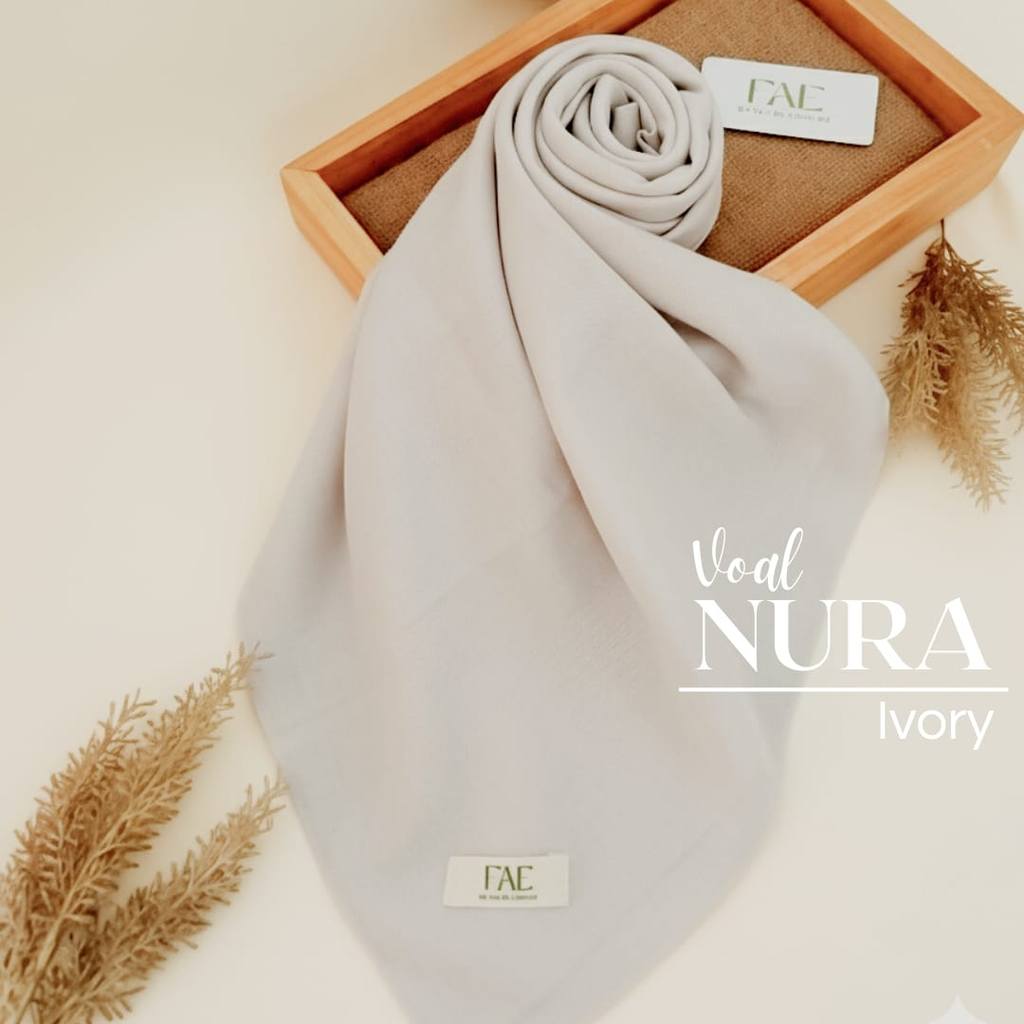 Fae - Plain Square Ivory Hijab Basic Premium Jahit Tepi Voal  Segi Empat Kerudung Warna Earth Tone