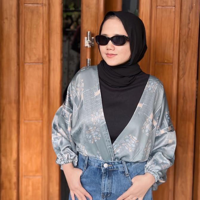 Kiyowo Outer Maurin Cardigan Motif Outer Kiyowo Katun Silk Batwing Oversize Aesthetic Muslim Atasan 