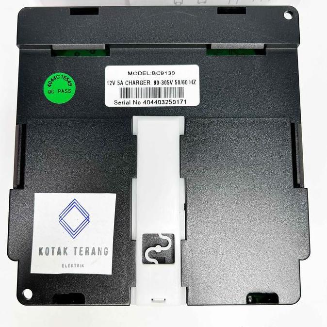 Battery Charger DSE9130 Generator Battery 12 Volt 5 Amp Compact DSE