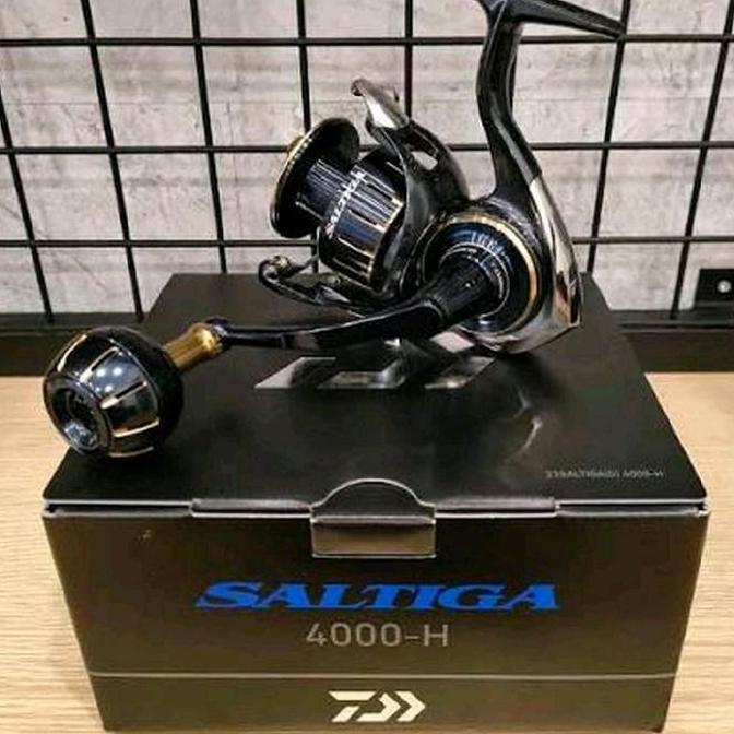 Deskripsi Produk    * Reel Second Daiwa 2023: Reel ini adalah versi kedua dari Daiwa Saltiga tahun 2