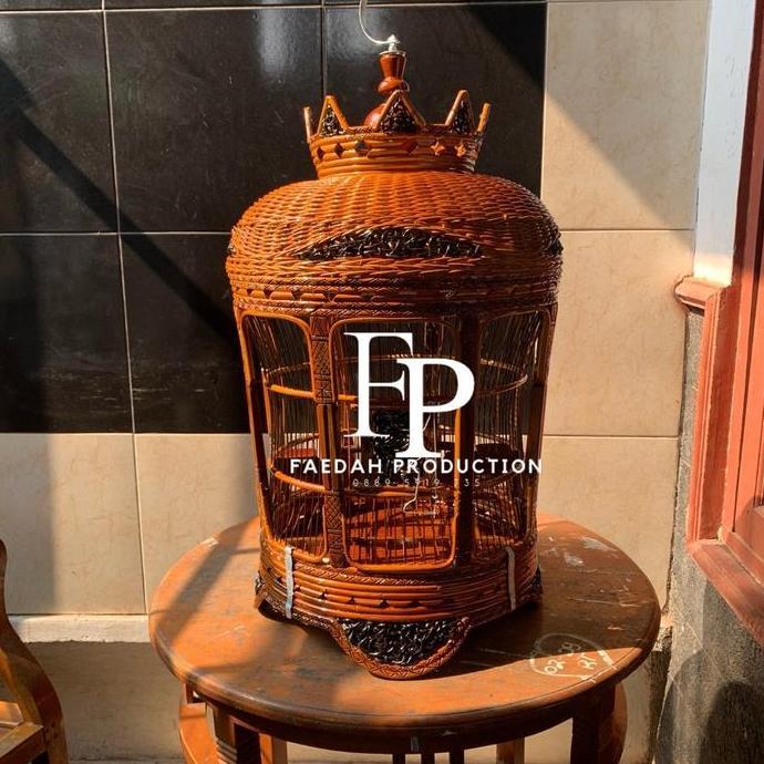 Sangkar Perkutut Rotan Alam /Sangkar Burung Mahkota Ukir Rotan Elegan, Klasik, dan Bernilai Seni Tin