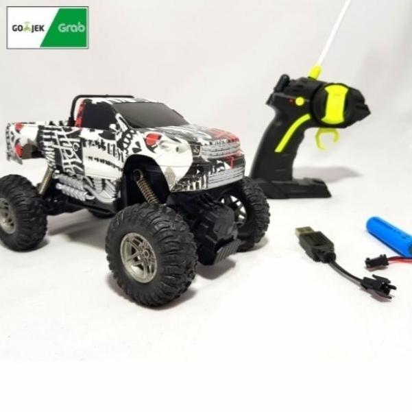 Rc mobil rock crawler model pick up scala 1:18 remote control