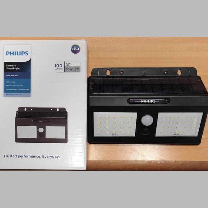 lampu dinding solar sel philips wall lamp panel surya philip