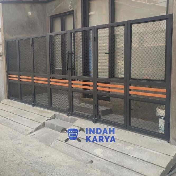 Pintu Pagar Lipat Industrial Plat Expanded