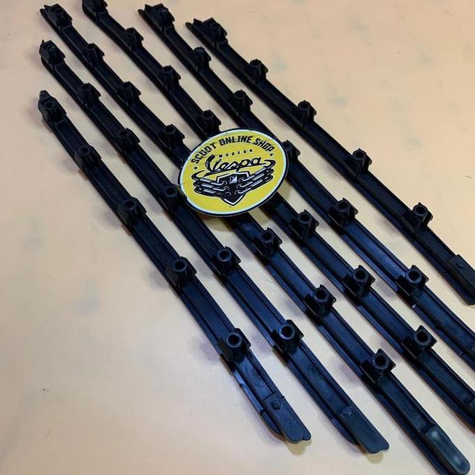 KARET DEK BAWAH VESPA MATIC SPRINT Terlaris