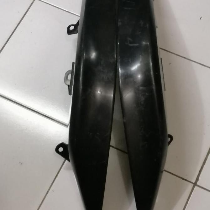 Aksesoris Bodykit Belakang Mobilio E