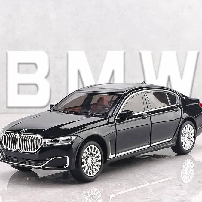 FAMINUYI - DIECAST BMW 760 LI THE7 1:24 MINIATUR MOBIL PAJANGAN HADIAH ANAK