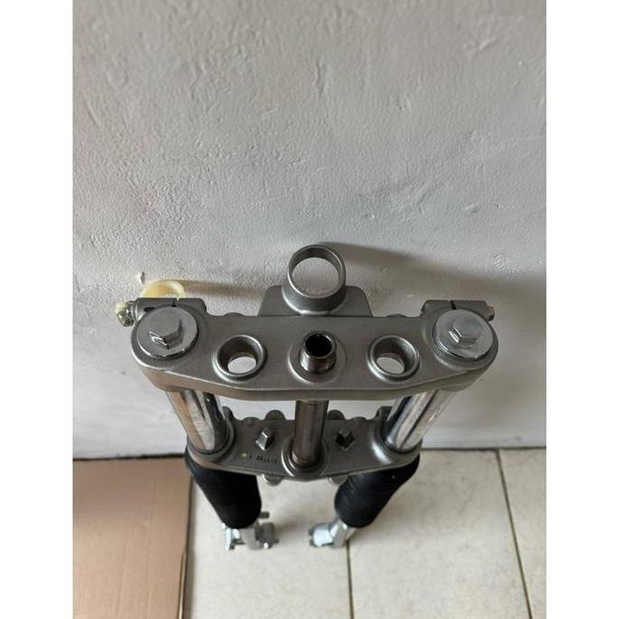 Tele KLX 230 R 230 G Shock Depan Teleskopik Original Showa Terlaris