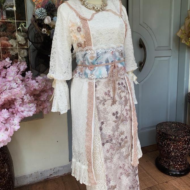 Mawar Kutubaru Kondangan Outfit Wanita Pesta Simple Elegant