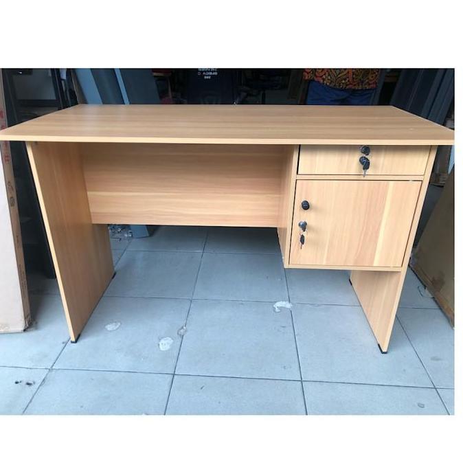 Terlaris Meja Kerja / Meja Kantor Minimalis 1/2 Biro / Medan Sumut