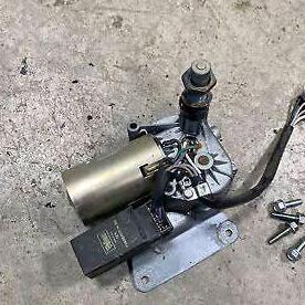 Dinamo Wiper Belakang Jeep Cherokee Xj