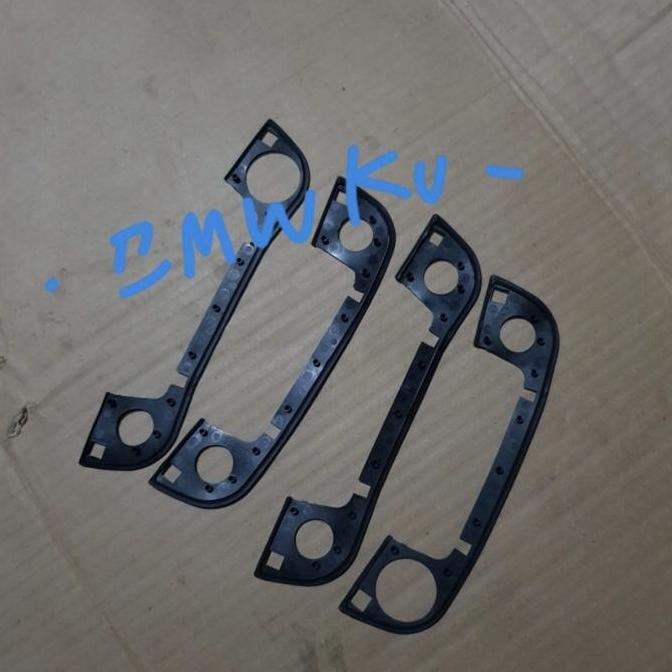 Karet Handle Pintu Luar BMW E36