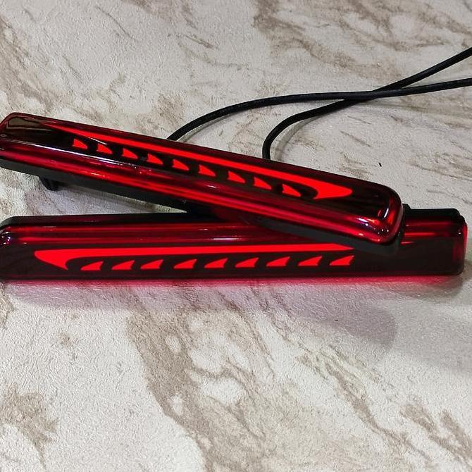 Lampu reflektor bumper belakang mobil Rush / terios 2012-2017 reflector bumper