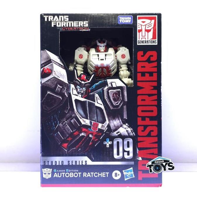 Transformers Gamer Edition Studio Series Voyager War for Cybertron 09 Autobot Ratchet