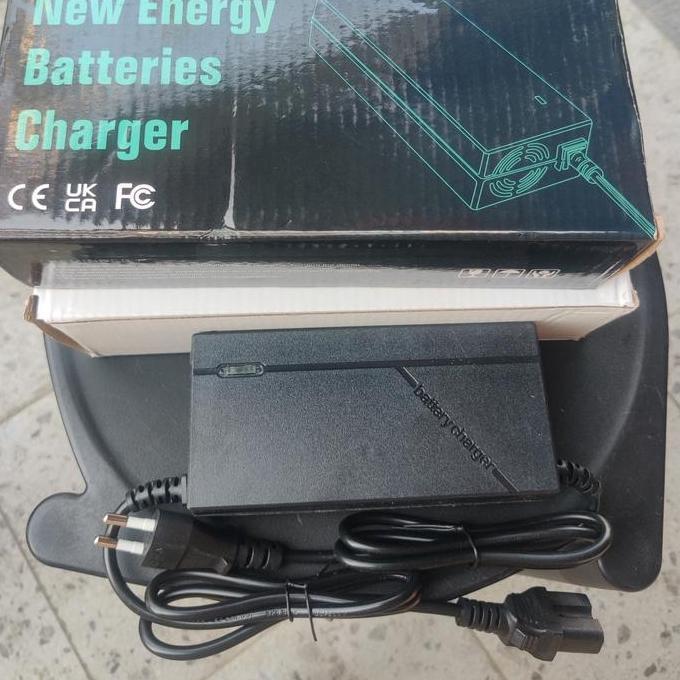 Charger sepeda listrik 36 12ah volt 2a aki isi 3 36v universal Exotic Blitz Gyro Rubick ravena cyclo
