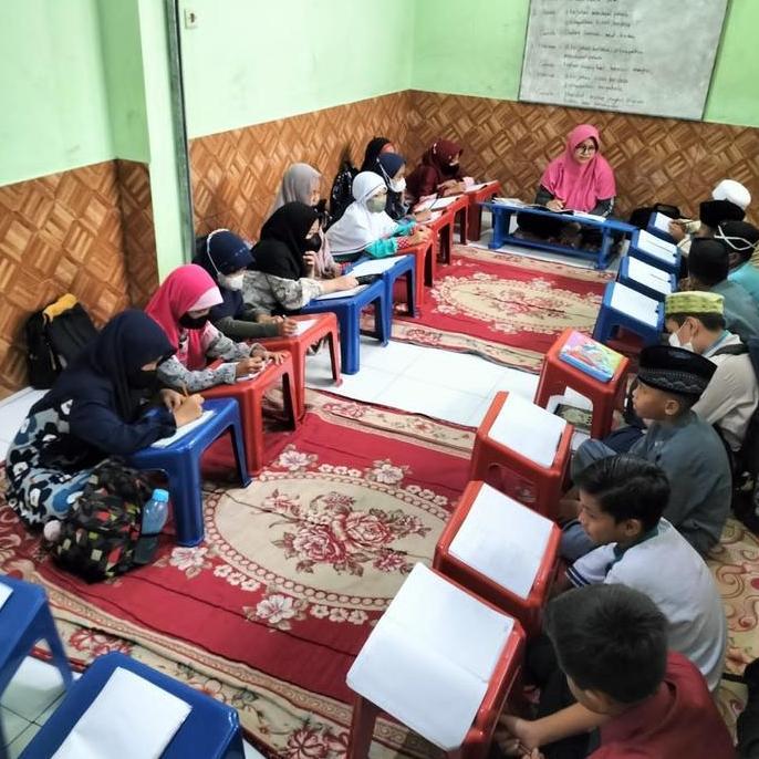 New- meja lekar ngaji plastik