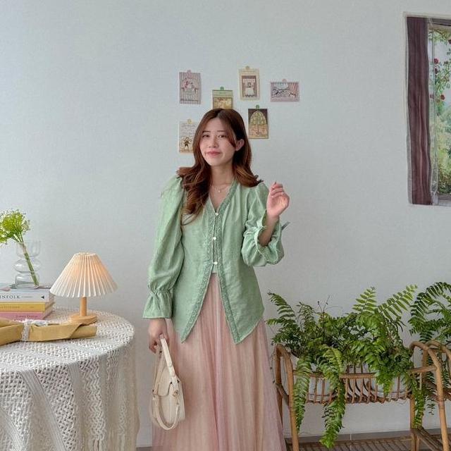 Ezra Kebaya Embroidered Blouse Wanita