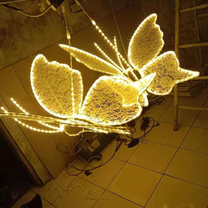 Lampu kupu kupu gantung dekorasi