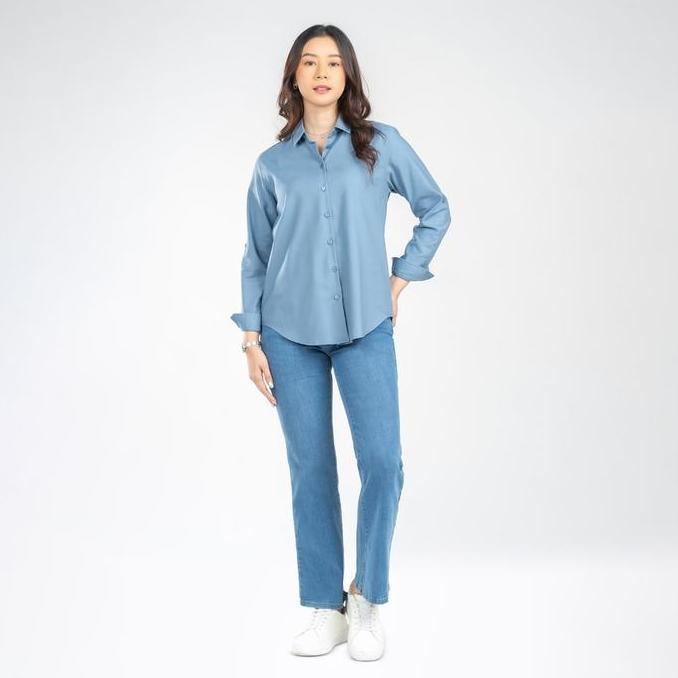 C2 Kefira Blue Kemeja Casual Wanita