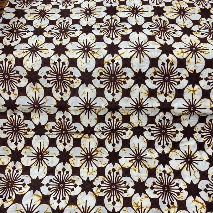 kain batik jarik motif kawung latar putih coklat bahan katun nusantara