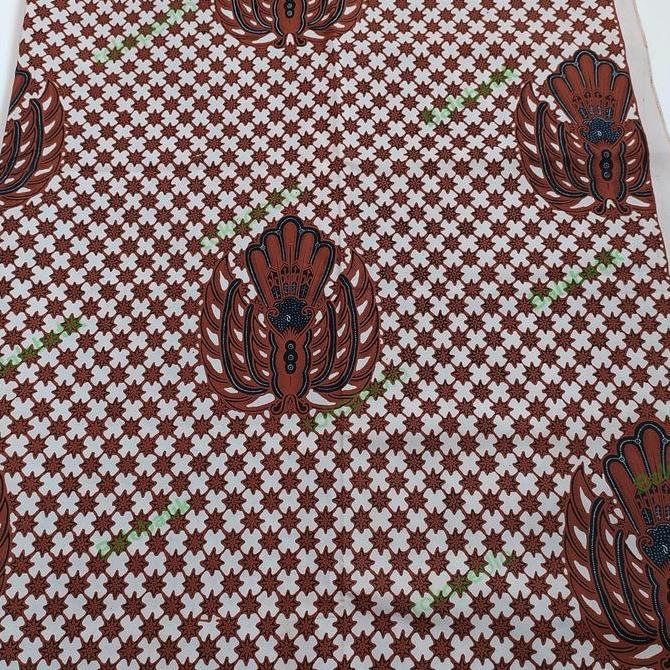 Kain batik panjang sogan Jogja kombinasian truntum gurdo latar putih