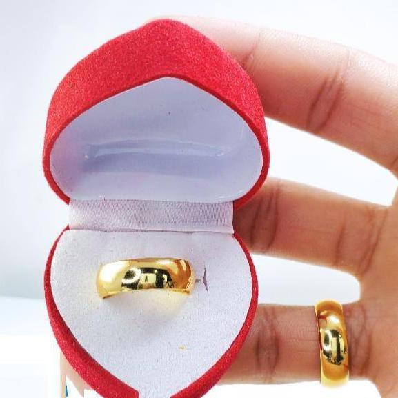 cincin tunangan emas murni