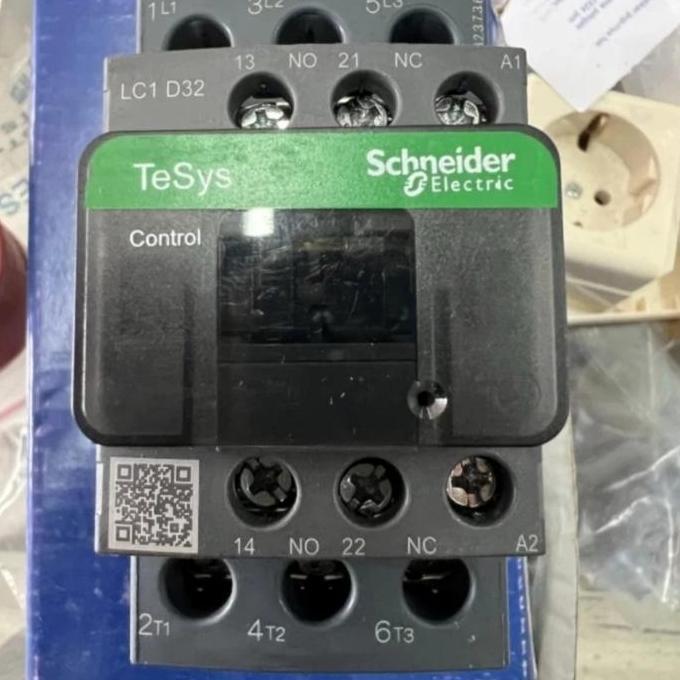 kontaktor Schneider LC1d32 contaktor Schneider LC1D32 LC1D32M7 220V
