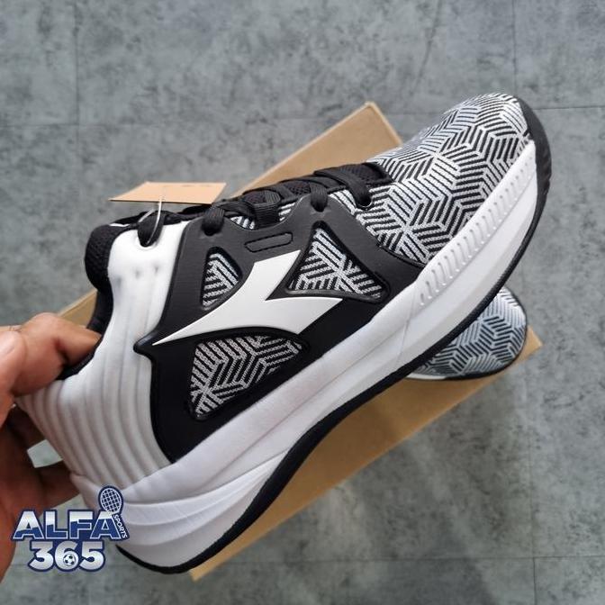 Sepatu Basket Diadora Gaston - Original Bola Basket Basketball