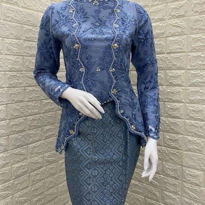 Kebaya Kaira Premium Bahan Tile , Baju kebaya wisuda, pesta . (Atasan saja)