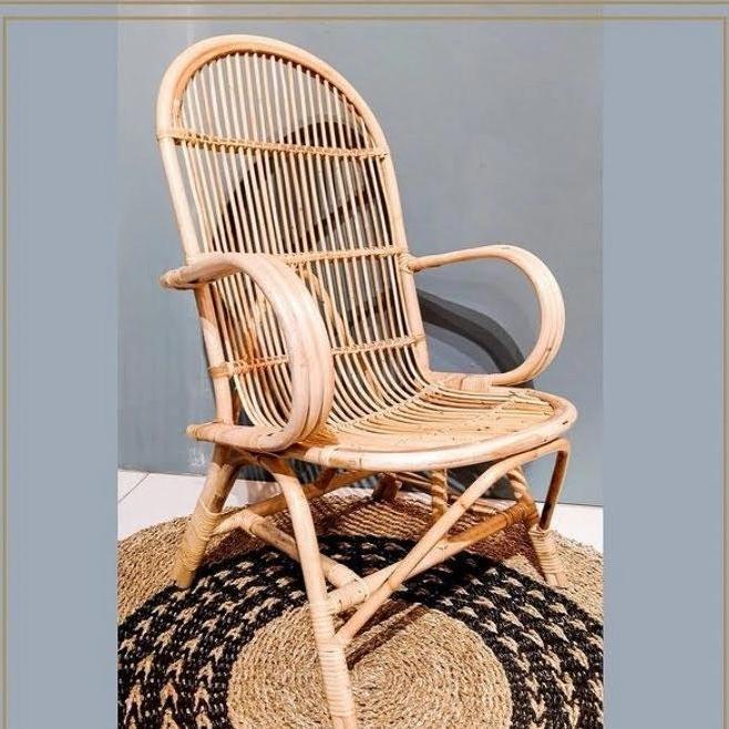 Kursi Rotan / Kursi Santai di Teras / Kursi Pengki Rotan