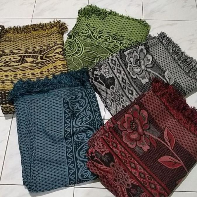 Hambal Rajut Uk 180x280