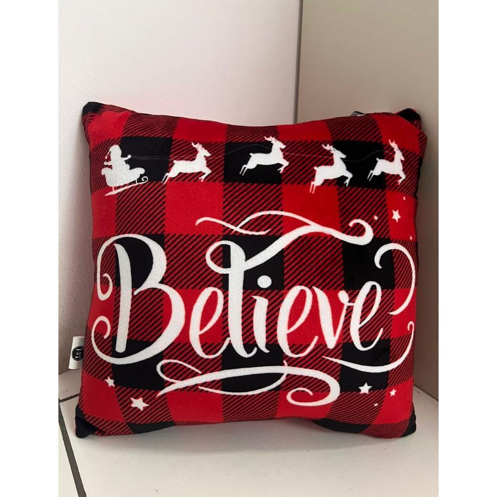 DREAMTOYS96 Bantal Sofa Natal Motif Kotak Merah Hitam Tulisan Believe Dekorasi Christmas Cushion Bon