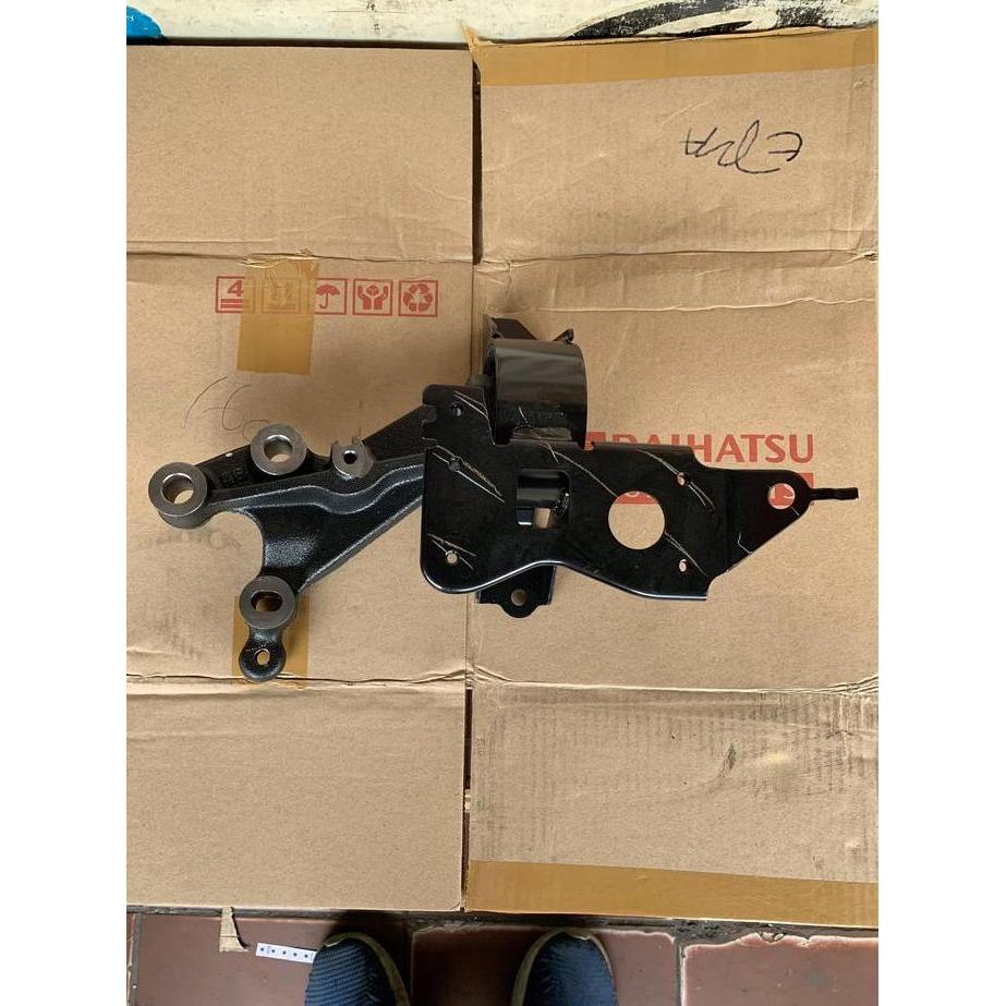 NEW - Engine mounting kiri manual agya-ayla 1000cc