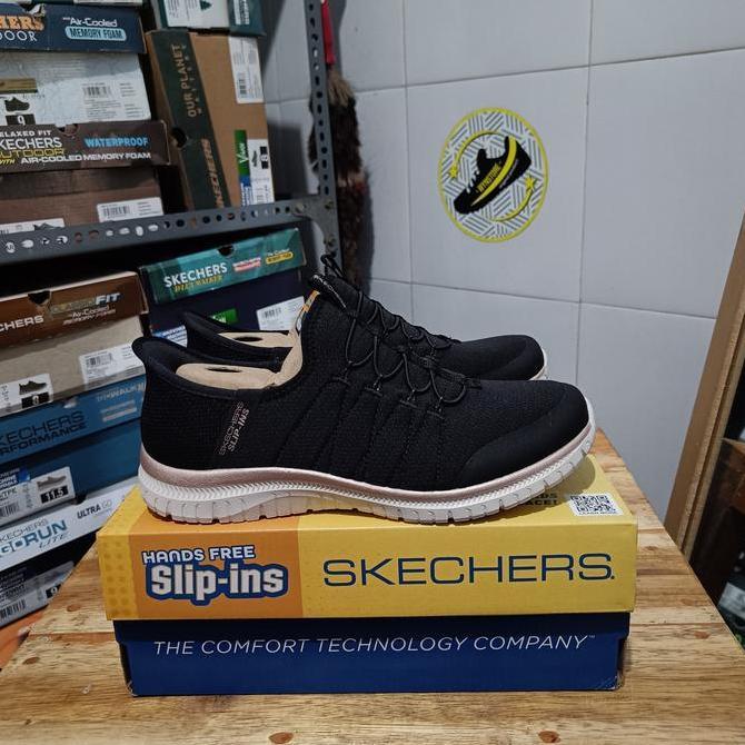 Skechers Slip On Virtue - Glow Black / Rose Gold Women's