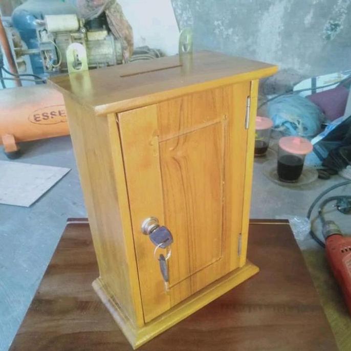 KOTAK SARAN KOTAK SURAT KOTAK AMAL CELENGAN MODEL GANTUNG DARI KAYU JATI