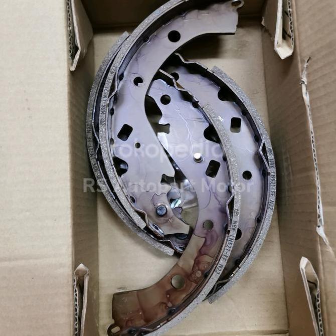 Kampas Rem Belakang Toyota Wish 2008-2009 Tromol