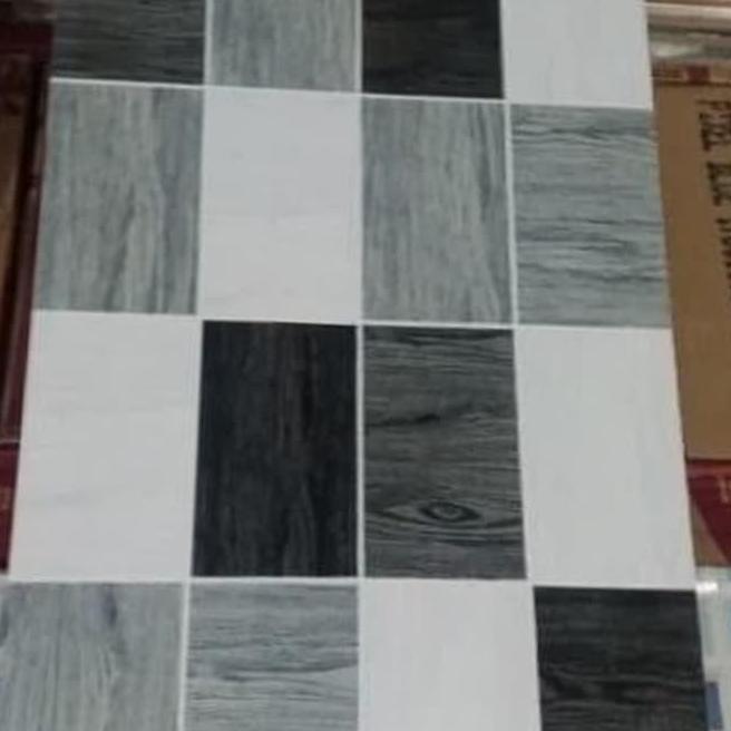 keramik dinding 25 x 40 albasia wood kayu