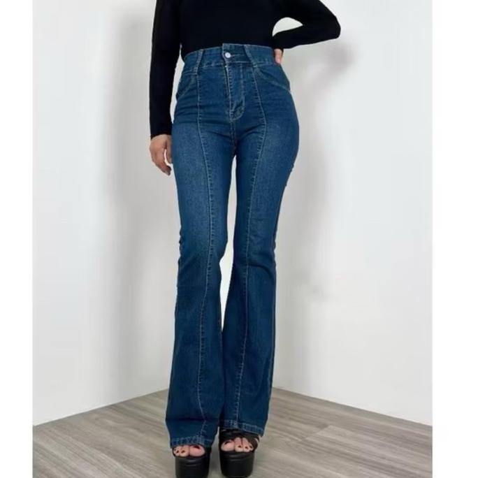 Celana Jeans Belah Depan Monica Hawaist Bawah Wanita