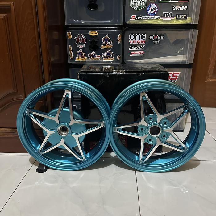 Velg Bintang Five Stars non brand Vespa Sprint Primavera GTS LX S LXV, Velg Vespa Matic, model Velg 