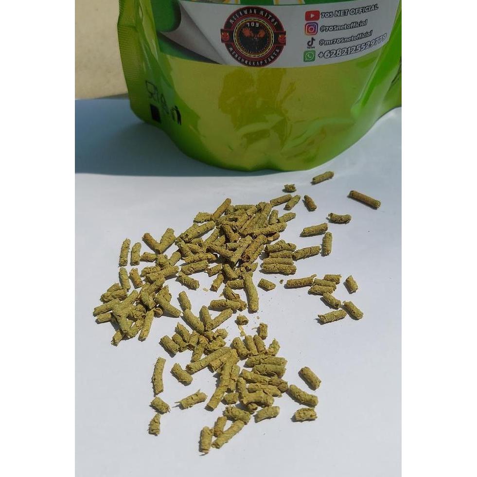 Brixd- Voer 705 Barbarrr Hijau (Protein 18)