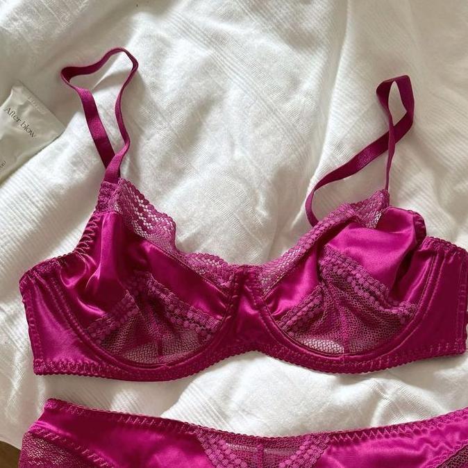 Syamdevit.Id - Ruby Bra Set Bh Dan Cd Setelan Pakaian Dalam Lace Brokat Fuschia Lacey Bikini Pantai 