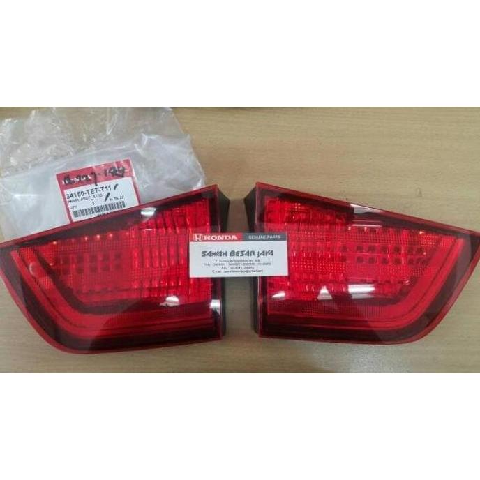 Mika Lampu Reflektor Bagasi Belakang Mobilio E S Rs Original Terbaru