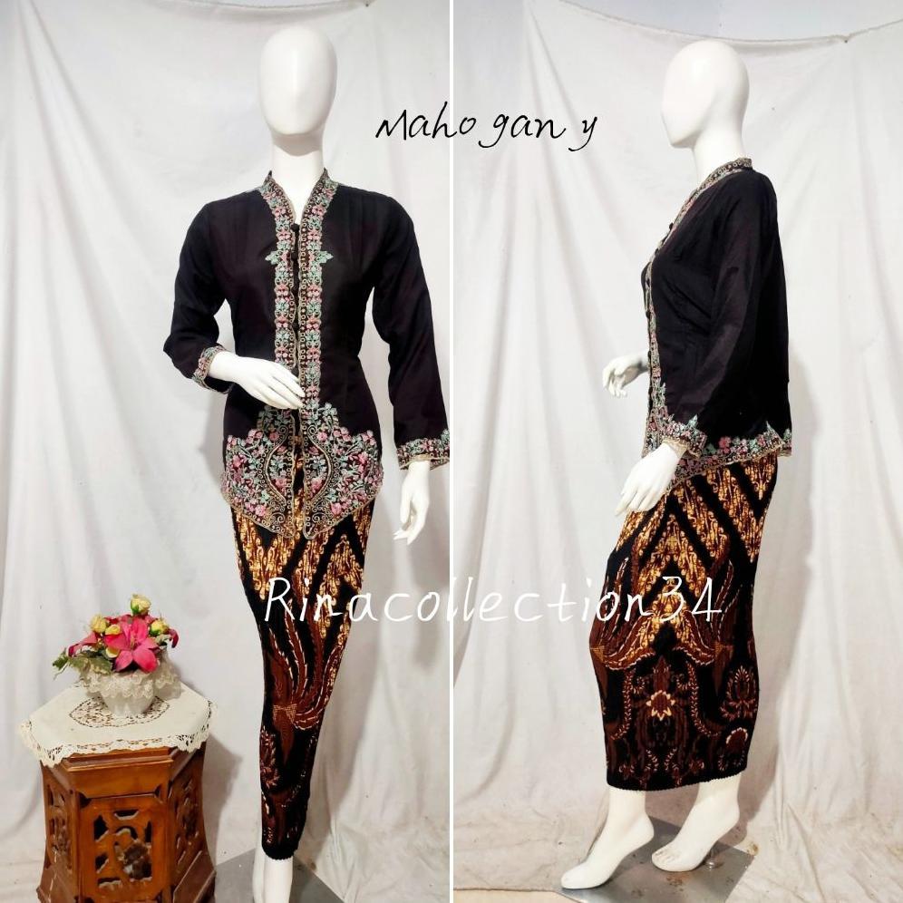 Kebaya. Kebaya encim. Kebaya encim azura pola. Kebaya encim bordir. Kebaya bordir. kebaya panca warn