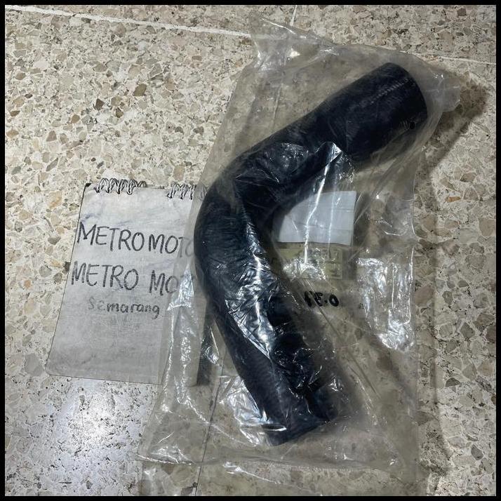 HOT DEAL SELANG RADIATOR ATAS FUSO FM 517 FM517 MC410500 