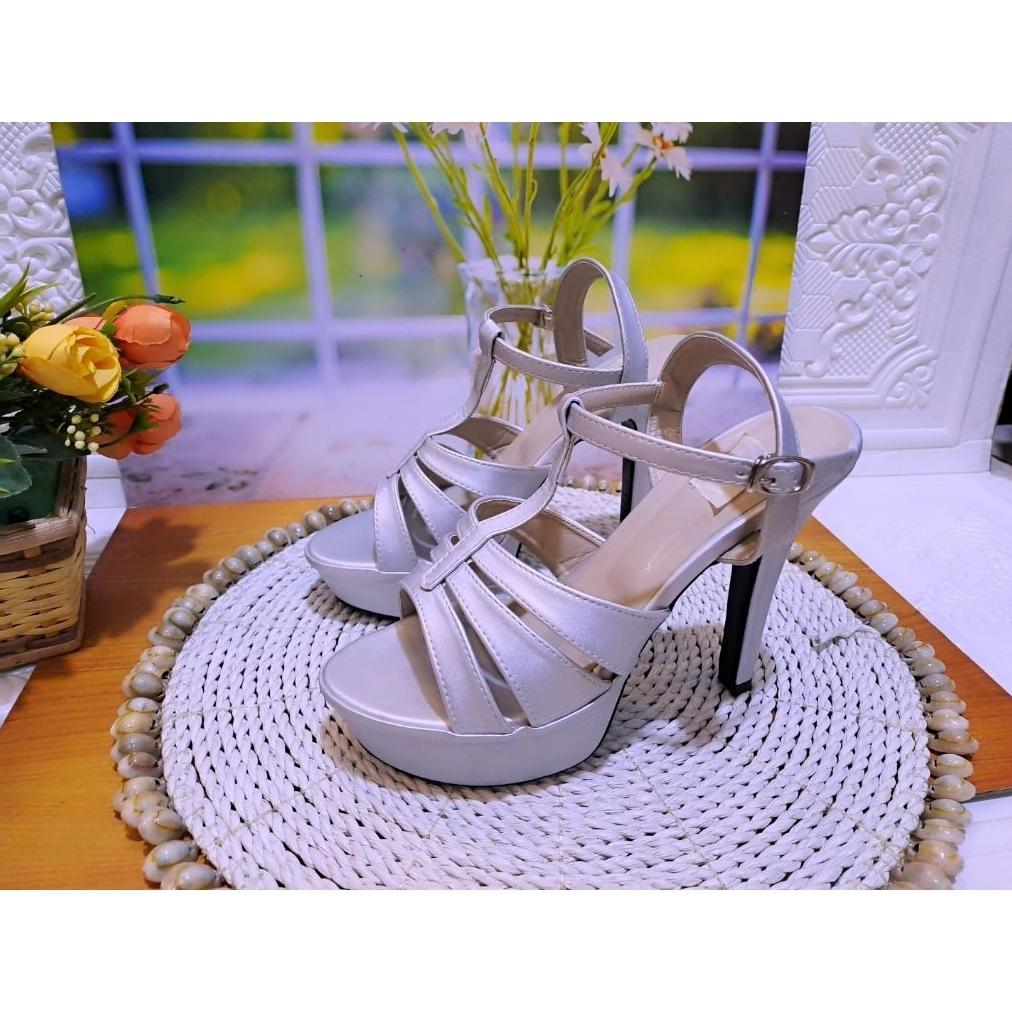 heels tinggi dayana 13cm