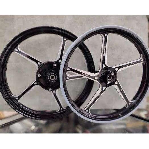 velg delkevic d55 ninja 150 r ninja 150 rr 185 215 17 plus ban maxxis ring 17 Motorcycle Original