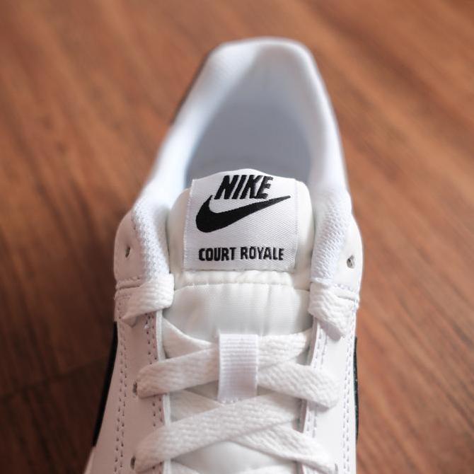 NIKE COURT ROYALE - WHITE BLACK