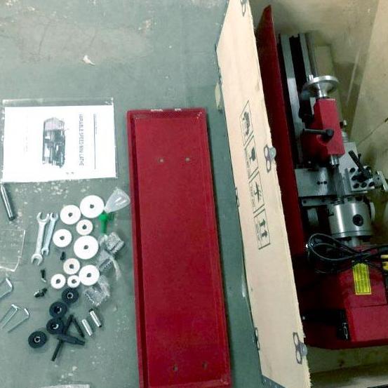 Mesin Bubut Besi Mini Lathe Presisi Akurat 2500RPM 550W CJ0618